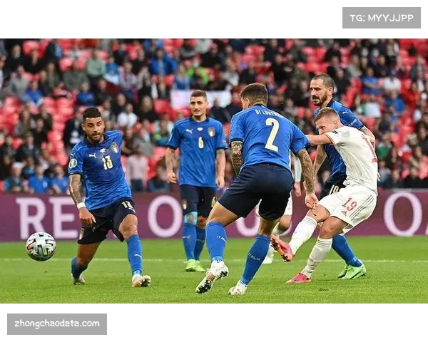 那不勒斯主场静候佛罗伦萨，争夺欧联资格的关键六分战